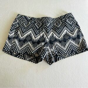 J. Crew Women’s Geometric Tribal Print Shorts Black White Size 2 Boho Festival